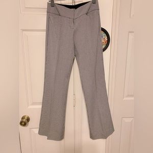 Express editor pant. Never worn. Perfect condition.